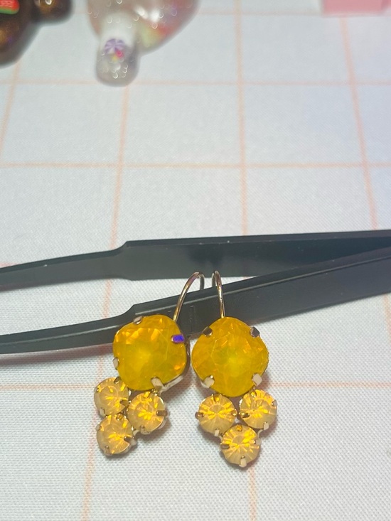 Yellow Rhinestone Drop Earrings - Picture 1 of 2